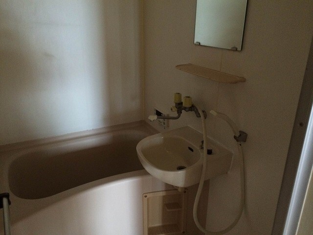  メゾンオータムＢ