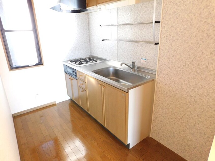  メゾン・あづみの里B棟