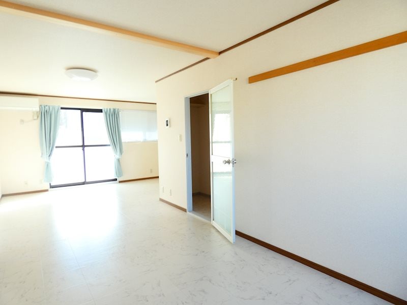  ジュネス・ＫＵＢＯＴＡ Ｂ棟