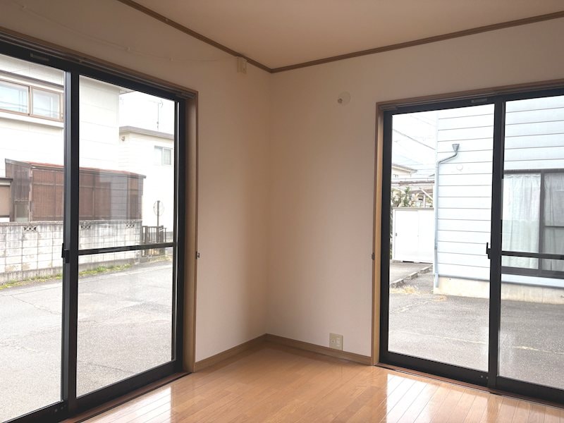  villageアクシス Ｂ