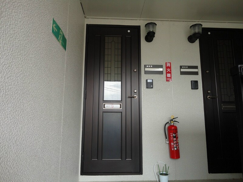  グランドール沢村Ａ