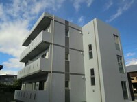 Pleasant Court