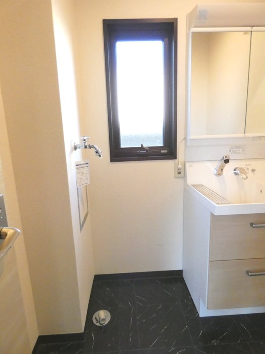  フレグランス ウィンドＡ