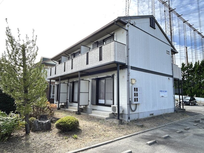  ファミール石芝