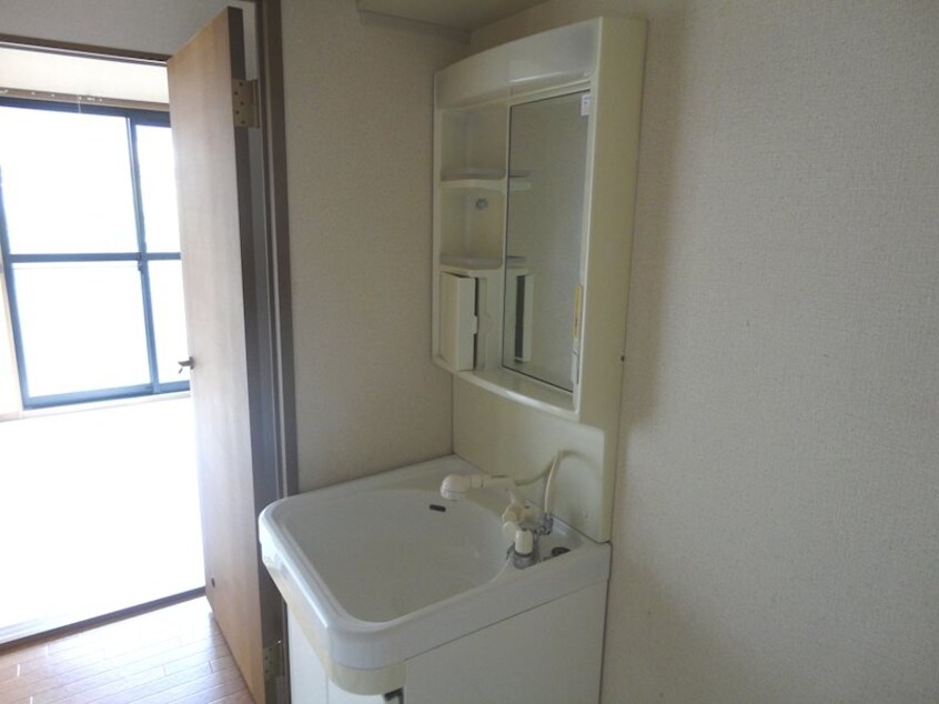  ハイランドタウンE