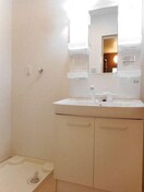  ラ　ラ　プラント