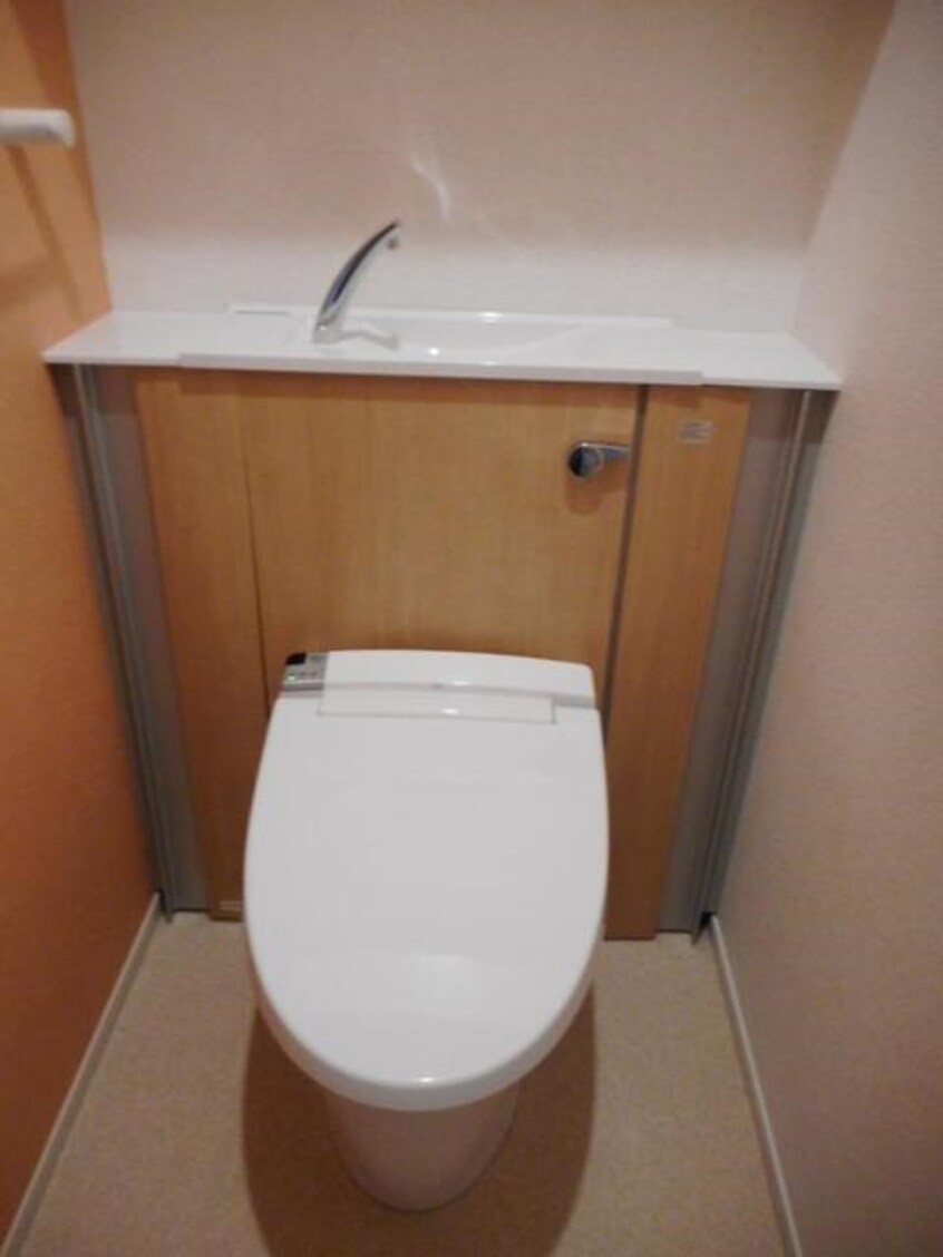  シャルマン櫻街６　梓館