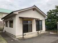 岡田竹内貸家