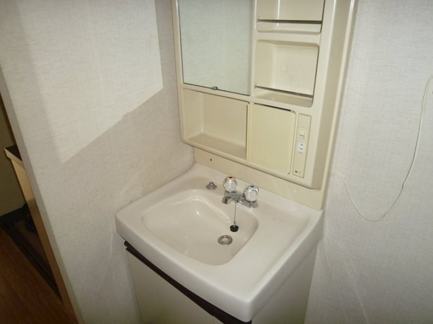  フレグランス沢村