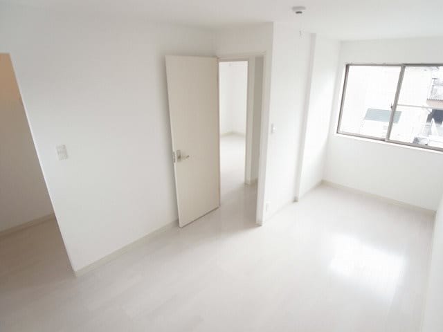 同じメーカーの類似物件です。 クレセェール　A