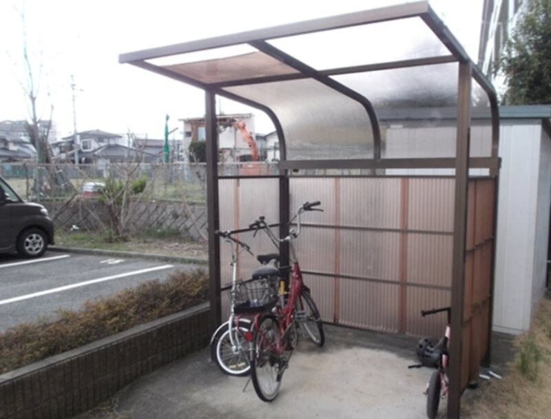  メゾンラシュレ　Ｂ