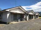 小原山本貸家の外観