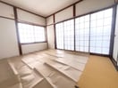  三村貸家