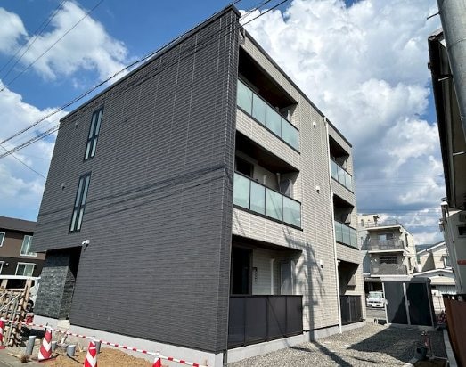  シャーメゾン　エルーラ