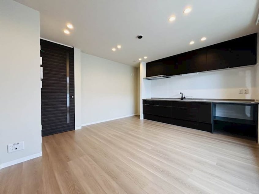  シャーメゾン　エルーラ