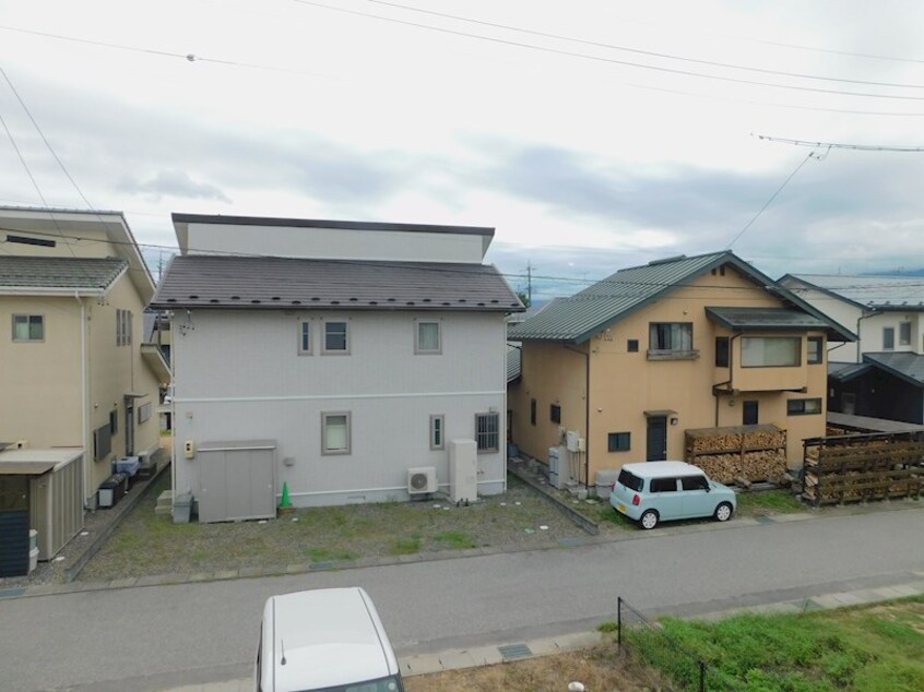  らいちょう三郷１号