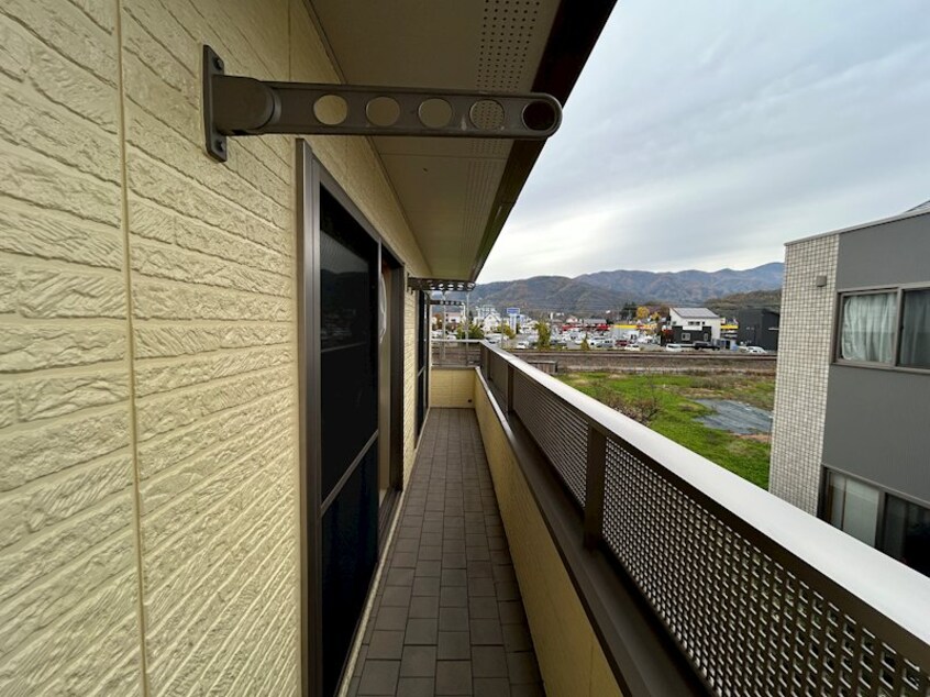  井川城河合貸家