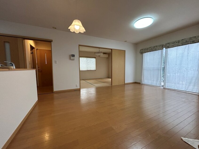  井川城河合貸家