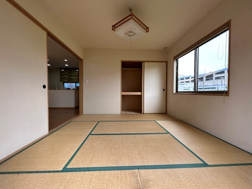  井川城河合貸家