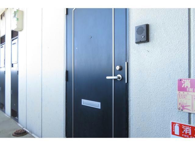 玄関外 グリーングラス（柴町）