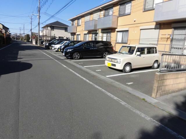 駐車場 シャルル・アンレ（波志江町）