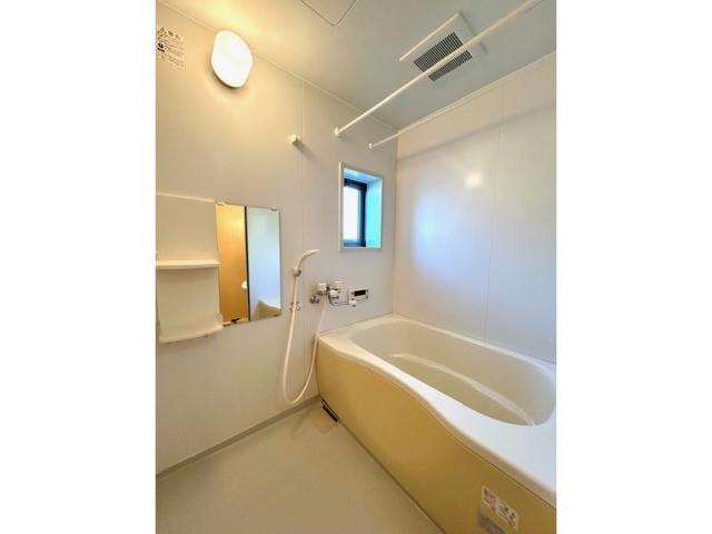  シャルル・アンレ（波志江町）