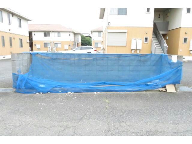 敷地内ゴミステーション ケイコーポＣ（三室町）