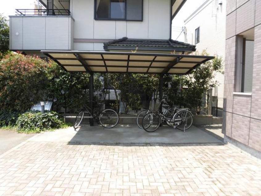 駐輪場 グローリアス・キャッスルⅠ（連取町）