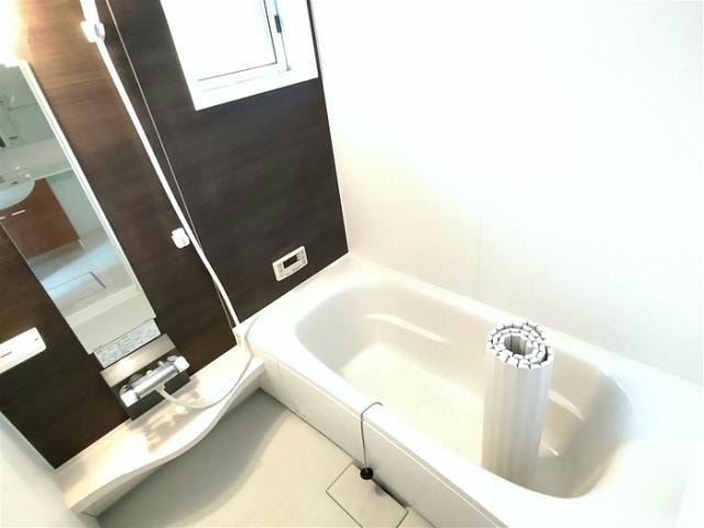  ブレシア　カツラ（市場町）