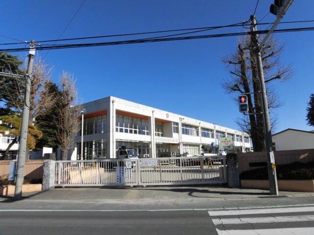 伊勢崎市立茂呂小学校(小学校)まで1310m アリス伊勢崎第３（粕川町）