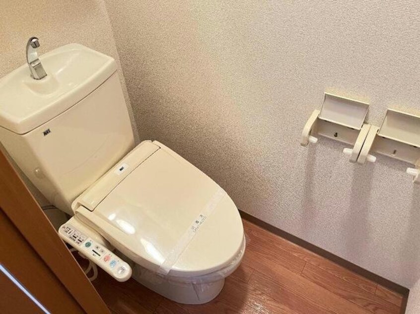  アザレア（豊城町）