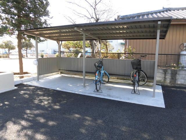 駐輪場 オペラハウス宮子（宮子町）