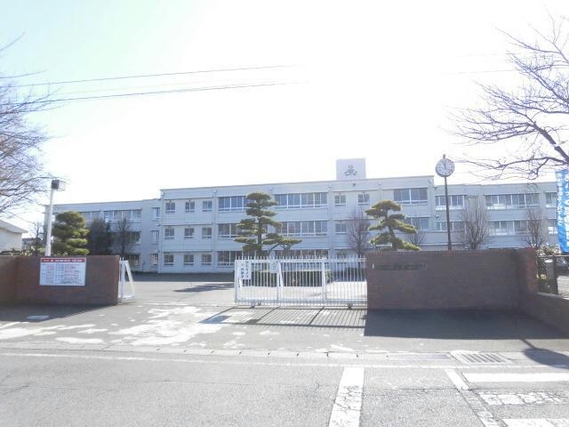 伊勢崎市立第二中学校(中学校/中等教育学校)まで2180m ラ・リズィエールA（韮塚町）