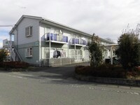 フォブールグリーングラスA（境伊与久）