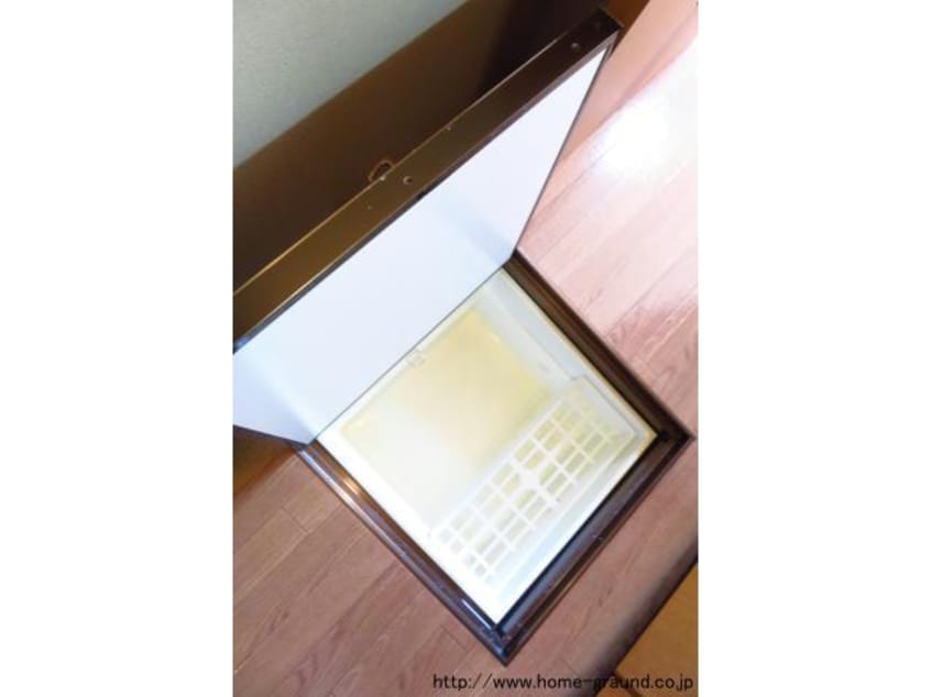  クリザンティーム（南千木町）