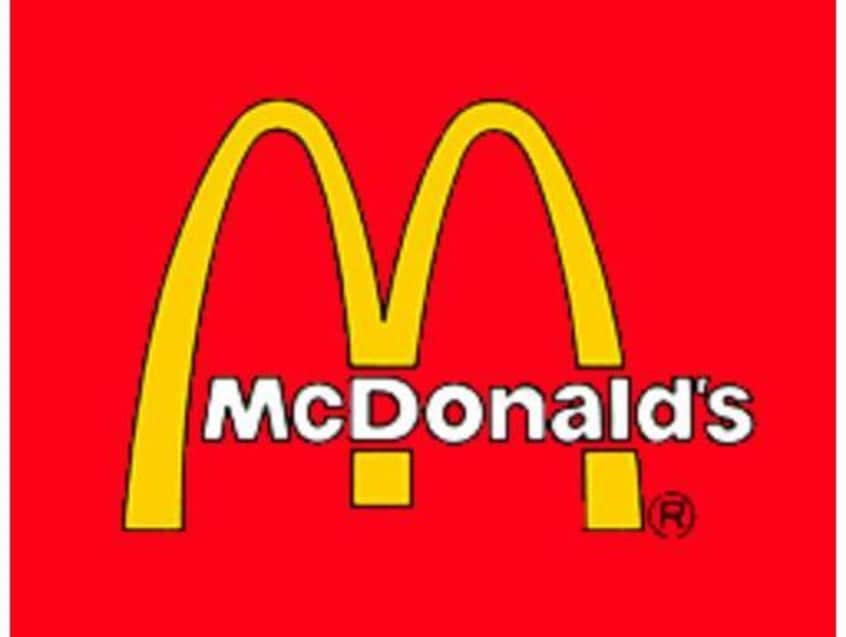 マクドナルド伊勢崎茂呂店(その他飲食（ファミレスなど）)まで687m クリザンティーム（南千木町）