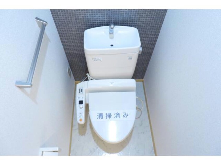 トイレ カーサ　エクセルＤ（田部井町）