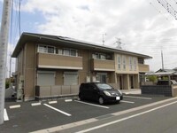 ル　リッシュＢ（境女塚）