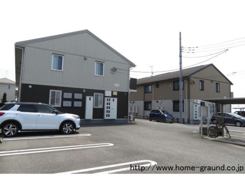  ブレシア　カツラⅡ（市場町）