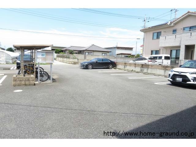  ブレシア　カツラⅡ（市場町）