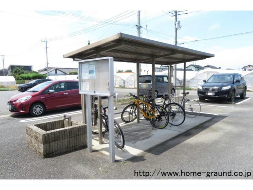  ブレシア　カツラⅡ（市場町）