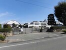 伊勢崎市立赤堀南小学校(小学校)まで1140m Number　One（堀下町）