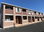 ファミールドエルＡ（東小保方町）