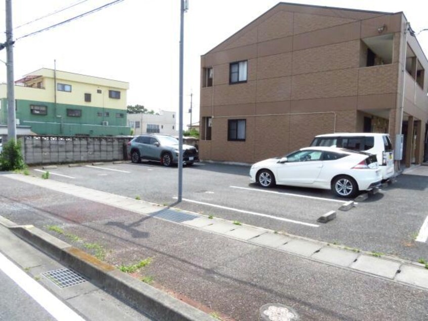 駐車場 アリウス（八坂町）
