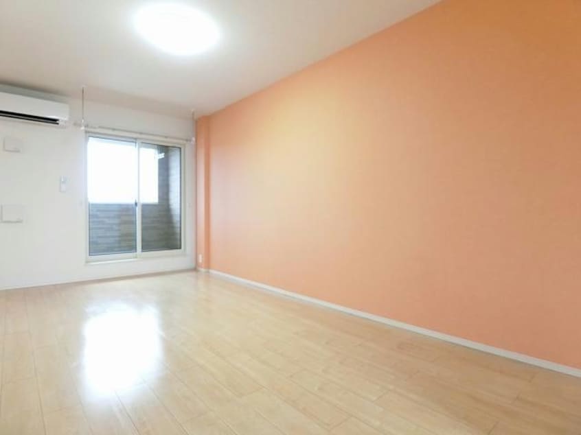  サン・カブラキ（東小保方町）