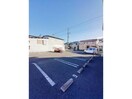 敷地内駐車場 スウィート（中央町）