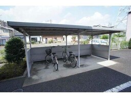 屋根付き駐輪場