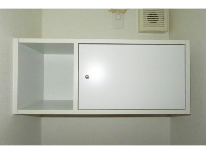 トイレ上収納 サンセールＫ（昭和町）