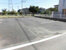 敷地内駐車場 フェリーチェ（新栄町）