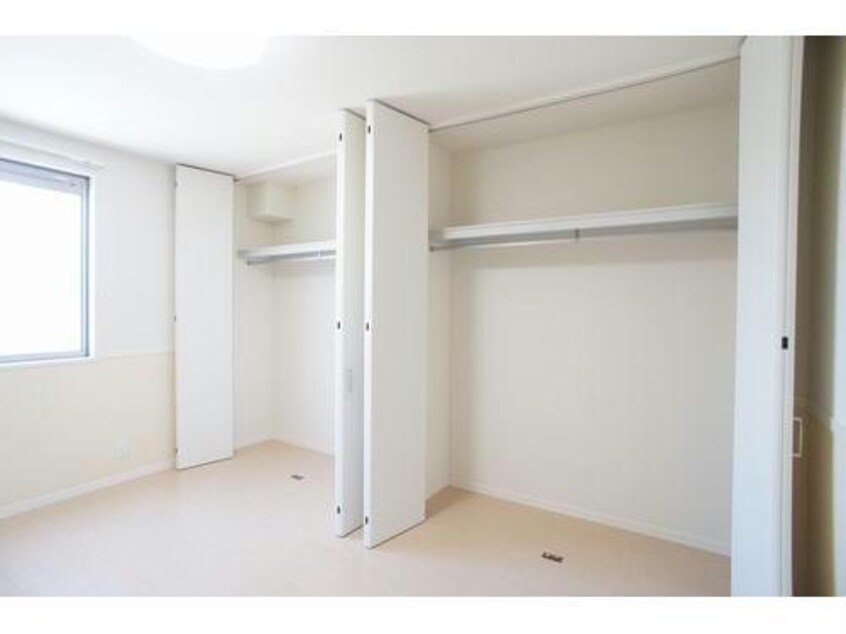  フロントマーレＡ